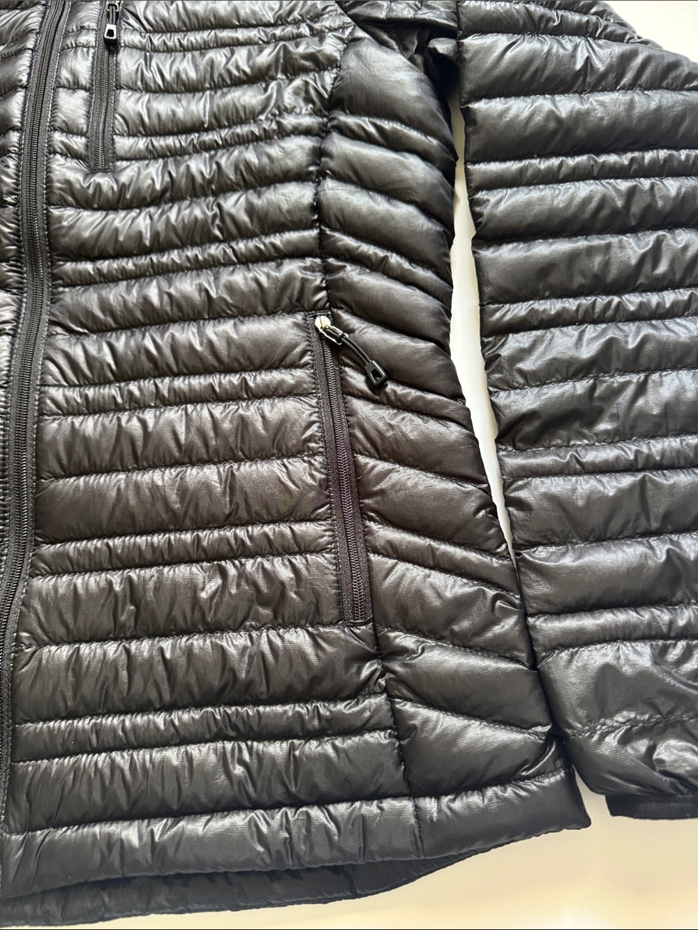 Patagonia Women's ultralight down puffer jacket size XS Black - Picture 5 of 12